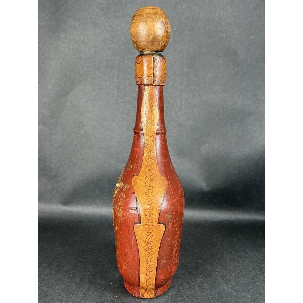 VTG Italian Leather Wrapped Decanter Bottle Fleur-de-lis Shield Crest MCM 13”